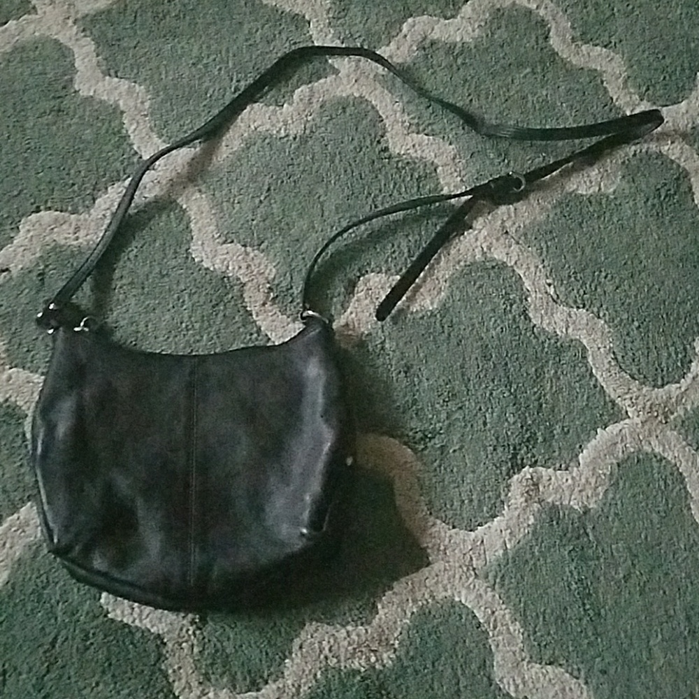 💋SOLD COACH Black Leather Crossbody Bag - Picture 3 of 5